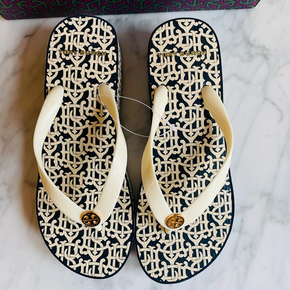 Brand New⭐️ Tory Burch Wedge Flipflop size 6